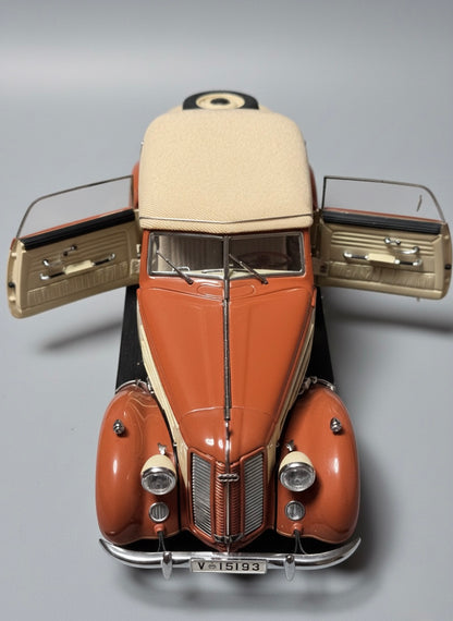 CMC M-032 — Audi 920 Cabriolet 1938-1940, front view, 1:18 scale diecast model