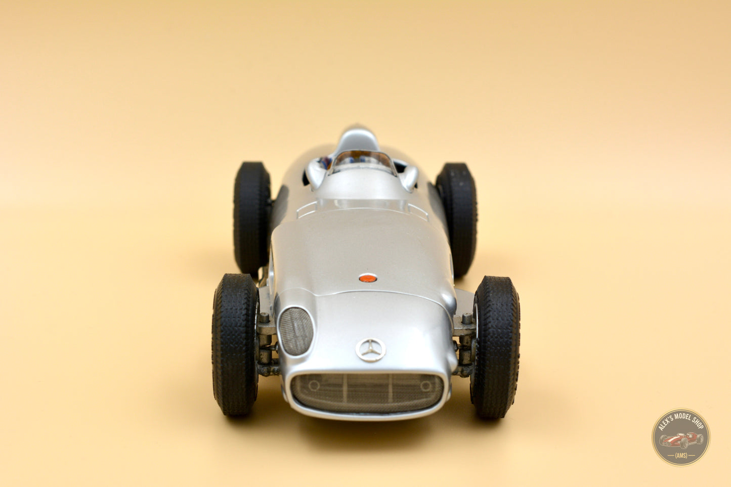 CMC M-006 — Mercedes-Benz W196 Monoposto 1954, rear view, 1:18 scale diecast model