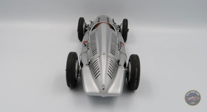 CMC M-043 Auto Union Typ D, detailgetreues Modellauto 1:18