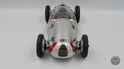 Vorkriegs-Grand-Prix-Rennwagen Auto Union Typ D 1:18 von CMC Classic Model Cars