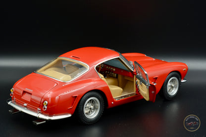 Ferrari 250 GT Berlinetta mit kurzem Radstand 1961, CMC M-046 Modell aus Metall