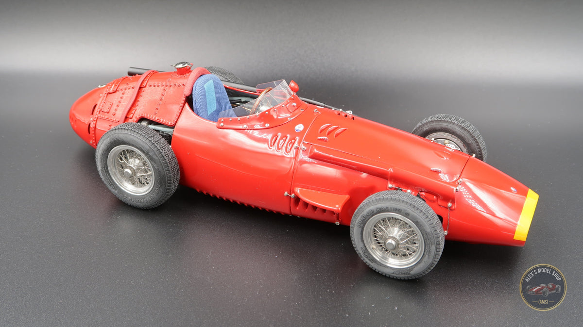 CMC M-051 Maserati 250F 1957, Seitenansicht, Modellauto im Massstab 1:18