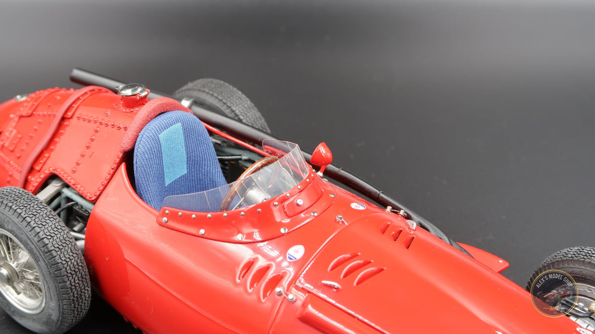CMC M-051 Maserati 250F 1957, Cockpit- und Windschutzscheibendetail, Modellauto im Massstab 1:18