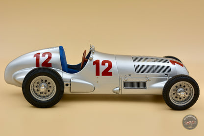 CMC 1:18 Mercedes-Benz W125 #12, Rudolf Caracciola (1937) — left side profile